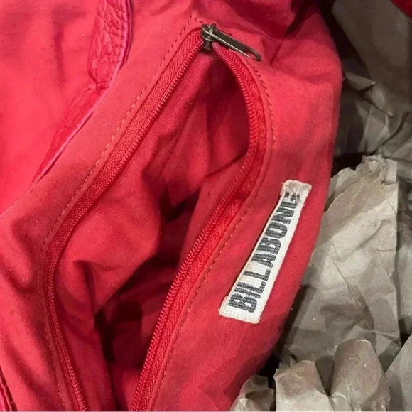 Billabong Red Leather Crossbody  Handbag - Picture 8 of 9